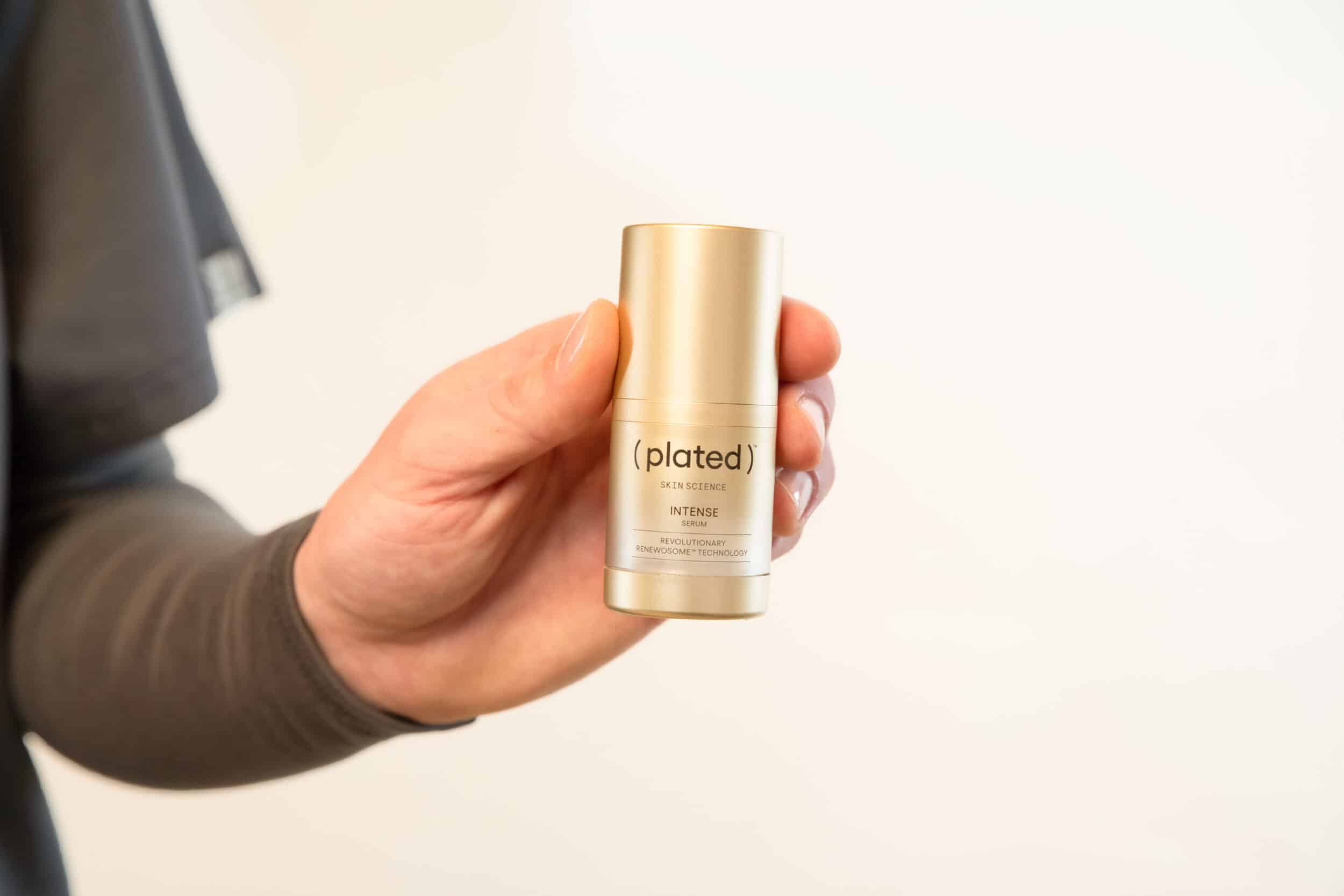 Intense Bottle Side Hold